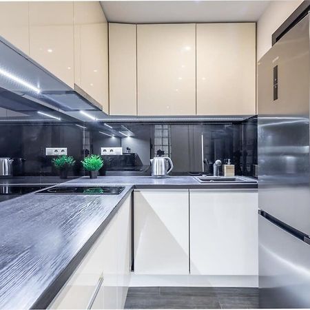 בודפשט Cozy Quiet Apartment With A Balcony מראה חיצוני תמונה