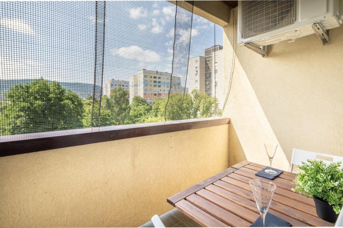 בודפשט Cozy Quiet Apartment With A Balcony מראה חיצוני תמונה